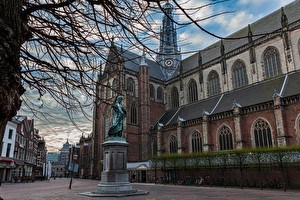 Statue Laurens Janszoon Koster